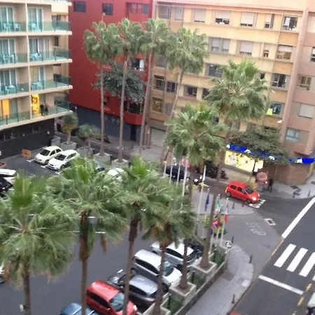 Reyna Express Hostel